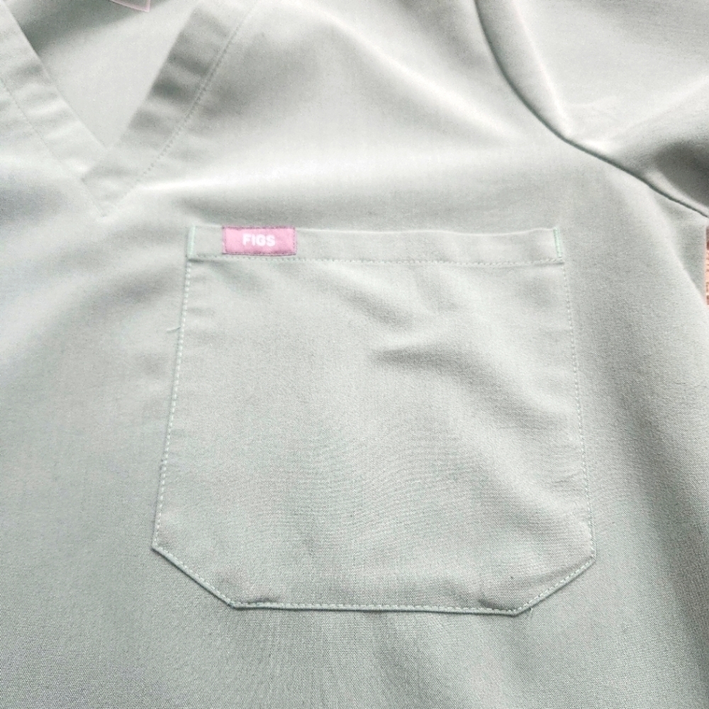 Figs Women Scrub Top M Green Casma Three Pocket Short Sleeve V Neck‎ - Picture 5 of 7